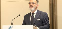 Δαβέρος (ΕΛΠΕ): Η κρίση covid-19 ανέδειξε την ανάγκη ψηφιακού μετασχηματισμού και νέων μέτρων στα φορολογικά και τελωνειακά