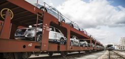Η Audi μεταφέρει τα μοντέλα της με ηλεκτρικά τρένα