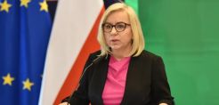 Η Πολωνία έτοιμη να προμηθεύσει την Ουκρανία με ηλεκτρική ενέργεια