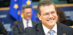 Sefcovic, Pyatt και Σταθάκης συζήτησαν για την Ενεργειακή Ένωση