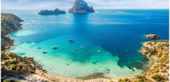 Ισπανία: Τρεις παραλίες έκλεισαν εξαιτίας μιας πετρελαιοκηλίδας