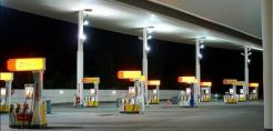 Στα 40 μέτρα τα "βρήκαν" πρατηριούχοι και υπουργείο Υποδομών
