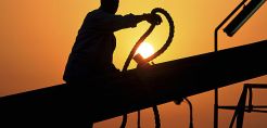 Αυξήθηκαν παραγωγή και εξαγωγές πετρελαίου της Σ. Αραβίας τον Μάιο