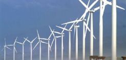 Greenpeace: Με φιλόδοξους δεσμευτικούς στόχους μπορεί η Ευρώπη να μειώσει τις εισαγωγές ενέργειας έως το 2030