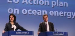 Σχέδιο ανάπτυξης της ωκεάνιας ενέργειας παρουσίασαν Δαμανάκη - Έτινγκερ