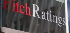 Fitch προς SOCAR: Η απόκτηση του ΔΕΣΦΑ ίσως σημάνει υποβάθμιση