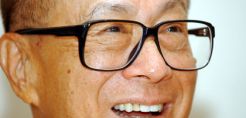 Σε μεγιστάνα του Χονγκ Κονγκ βρετανικά assets της EDF