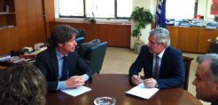 Συνάντηση Μανιάτη με τον Ολλανδό Πρέσβη στην Αθήνα, Jan Versteeg