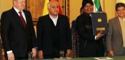 Βολιβία: Συμφωνία για έρευνες πετρελαίου με τις Gazprom και Total