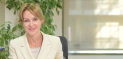 Σδούκου: Οι ΑΠΕ με σταθερές ταρίφες θα μπορούν για 1-2 χρόνια να συμμετέχουν στο Χρηματιστήριο Ενέργειας - Δείτε τα βίντεο με τις ομιλίες στην εκδήλωση του ΣΠΕΦ