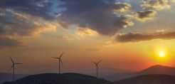Το 2017 τα αιολικά ξεπέρασαν τα 300MW - Ο υψηλός πήχης για το 2018 και οι πρώτες αντιδράσεις της αγοράς για τους διαγωνισμούς 