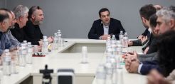 Τσίπρας σε εργαζομένους ΛΑΡΚΟ: Η επιχείρηση να παραμείνει σε λειτουργία