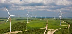 Νέο ΕΣΕΚ: Με μέτρο τα χερσαία αιολικά στην πορεία προς το 2030 και το 2050 – Φωτοβολταϊκά και offshore τραβούν το «κάρο» της μετάβασης  - Αναλυτικά οι στόχοι