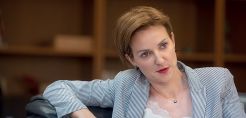 Αλ. Σδούκου: 50 πρατήρια CNG την επόμενη πενταετία – Έρχεται θεσμικό πλαίσιο για τα σημεία ανεφοδιασμού LNG