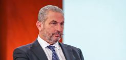 Με επενδύσεις σε LNG και ΑΠΕ στηρίζουμε στην ανάπτυξη της Ελλάδας