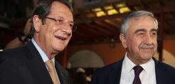 Στον διάλογο και τα ενεργειακά μεταξύ Αναστασιάδη και Ακιντζί 