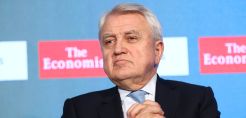 Η Πρωτοχρονιά μιας νέας οικονομικής δεκαετίας