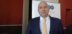 Ανδριοσόπουλος: Η μετάβαση των νησιών περνάει μέσα από τις ανανεώσιμες τεχνολογίες και την αποθήκευση
