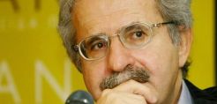 Ανδρουλάκης: Χρειάζεται ανασχεδιασμός της ενεργειακής πολιτικής
