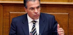 Έρευνα για την εκμίσθωση αιγιαλού στη Μύκονο ζητά ο Ντινόπουλος