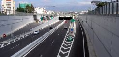 Δέκα τόνοι όξινης πίσσας εντοπίστηκαν σε παράδρομο της Αττικής οδού