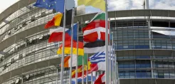 Κρατικές επιδοτήσεις 1 δισ. για δύο έργα ΑΠΕ με μπαταρία ενέκρινε η Κομισιόν