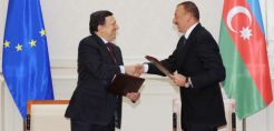 Μπαρόζο: Στρατηγικής σημασίας για την Ευρώπη οι αγωγοί TAP και Nabucco
