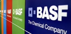 Μικρή αύξηση των καθαρών κερδών της BASF στο β΄ τρίμηνο