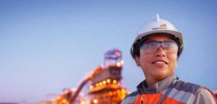 Πρόταση για μονάδα της BHP Billiton ετοιμάζουν Shell και Blackstone