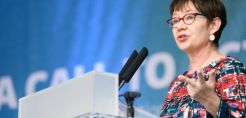 Πρόεδρος EBRD: Στροφή προς την πράσινη ανάπτυξη και ανοικοδόμηση σε σταθερότερα θεμέλια