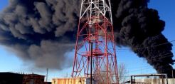 Πυρκαγιά σε δεξαμενή πετρελαίου της Gazprom Neft Shelf