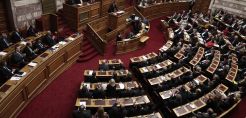 Με 153 «όχι» καταψηφίστηκε η πρόταση δυσπιστίας κατά της κυβέρνησης