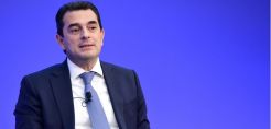 Σκρέκας: Το μέλλον των μεταφορών είναι η ηλεκτροκίνηση και τα εναλλακτικά καύσιμα