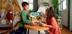 Τα διάσημα χαμογελαστά ανθρωπάκια PLAYMOBIL τώρα κατασκευάζονται και από ανακυκλωμένο πλαστικό που προέρχεται από ...παλιά ψυγεία!