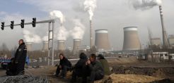 Η Κίνα νέος ηγέτης σε ρύπους και ΑΠΕ μέσω της ακύρωσης 120 GW μονάδων με άνθρακα – Πως θα «βυθίσει» την ενεργειακή πολιτική του Τραμπ