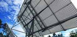 GlobalData: Στα 1,3 GW θα φτάσει η ισχύς των συγκεντρωτικών φ/β ως το 2020