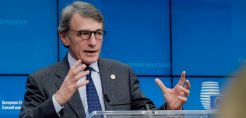 Sassoli: Βέτο από το Ευρωκοινοβούλιο σε προϋπολογισμό που δεν στηρίζει το Green Deal