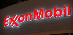 Exxon Mobil: Αυξημένες δαπάνες το 2023 για τον περιορισμό των εκπομπών άνθρακα