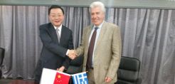 Μνημόνιο συνεργασίας της ΔΕΗ με την κινεζική CMEC για την κατασκευή νέας λιγνιτικής μονάδας στη Μελίτη