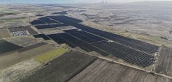 ΥΠΕΝ: «Πράσινο» για φωτοβολταϊκό joint venture ΔΕΗ ΑΝ-MORE στην Κοζάνη
