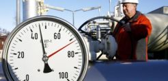 Παράταση ενός μήνα στην εγγυητική της SOCAR για ΔΕΣΦΑ μετά τη συνάντηση Αμπντουλάγεφ-Τσίπρα