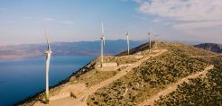 Το πρώτο της αιολικό πάρκο στην Ελλάδα αποκτάει η Aquilla European Renewables εξαγοράζοντας από την Enercon το έργο της Δεσφίνας