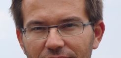 Οι κλιματικοί στόχοι της ΕΕ για το 2030 και η αντιμετώπιση της τρέχουσας ενεργειακής κρίσης τον χειμώνα.
