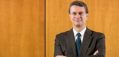 Τι σηματοδοτεί η αλλαγή σκυτάλης στην προεδρία του ΣΕΒ