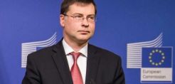 Ντομπρόβσκις: Η ΕΕ ετοιμάζεται για επιβολή "έξυπνων" κυρώσεων στο πετρέλαιο που εξάγει η Ρωσία