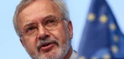 Χόγιερ (ΕΤΕπ): Χρειάζονται περισσότερες ΑΠΕ στην Ελλάδα - Είναι η στιγμή να δράσουμε
