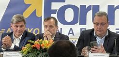 Η πολιτική φορτίζεται με τρείς ενεργειακούς υποψήφιους αρχηγούς