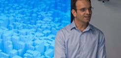 Νέος επικεφαλής στη Siemens Digital Industries ο Δρ. Βασίλης Χατζίκος 