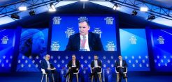 «Ψήφος εμπιστοσύνης» στη ΔΕΗ από JP Morgan και CVC - «Βλέπουν» θετική έκβαση στην ΑΜΚ, με όπλο τον πλήρη μετασχηματισμό του ομίλου