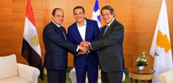Στην Αίγυπτο ο Σταθάκης για το φόρουμ φυσικού αερίου χωρών της Ανατολικής Μεσογείου.
